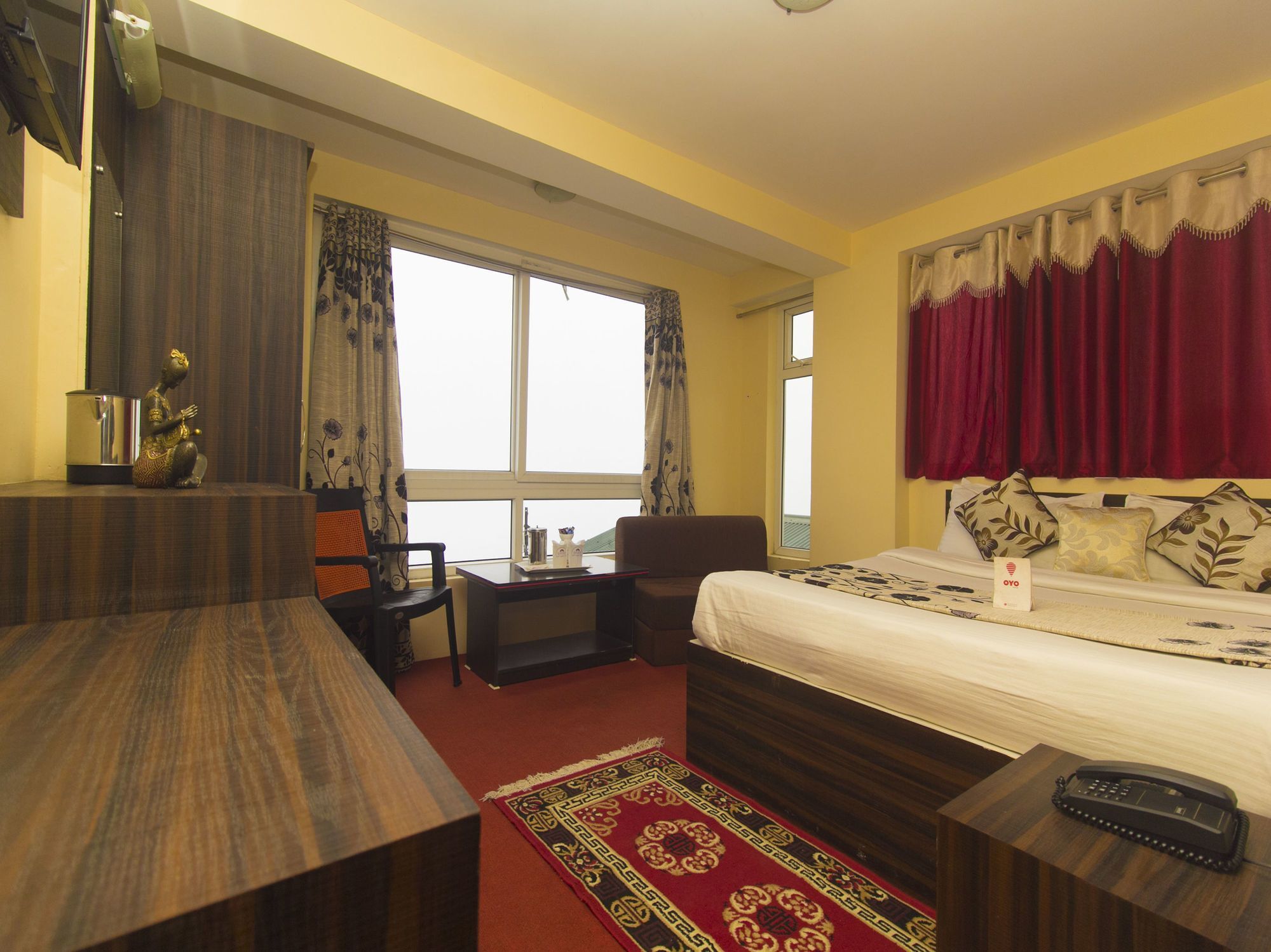 Oyo 4516 Golden Wind Horse Hotel Dardzsiling Kültér fotó