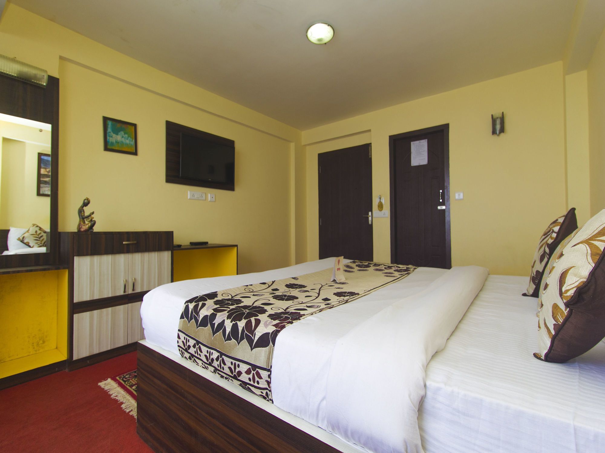 Oyo 4516 Golden Wind Horse Hotel Dardzsiling Kültér fotó
