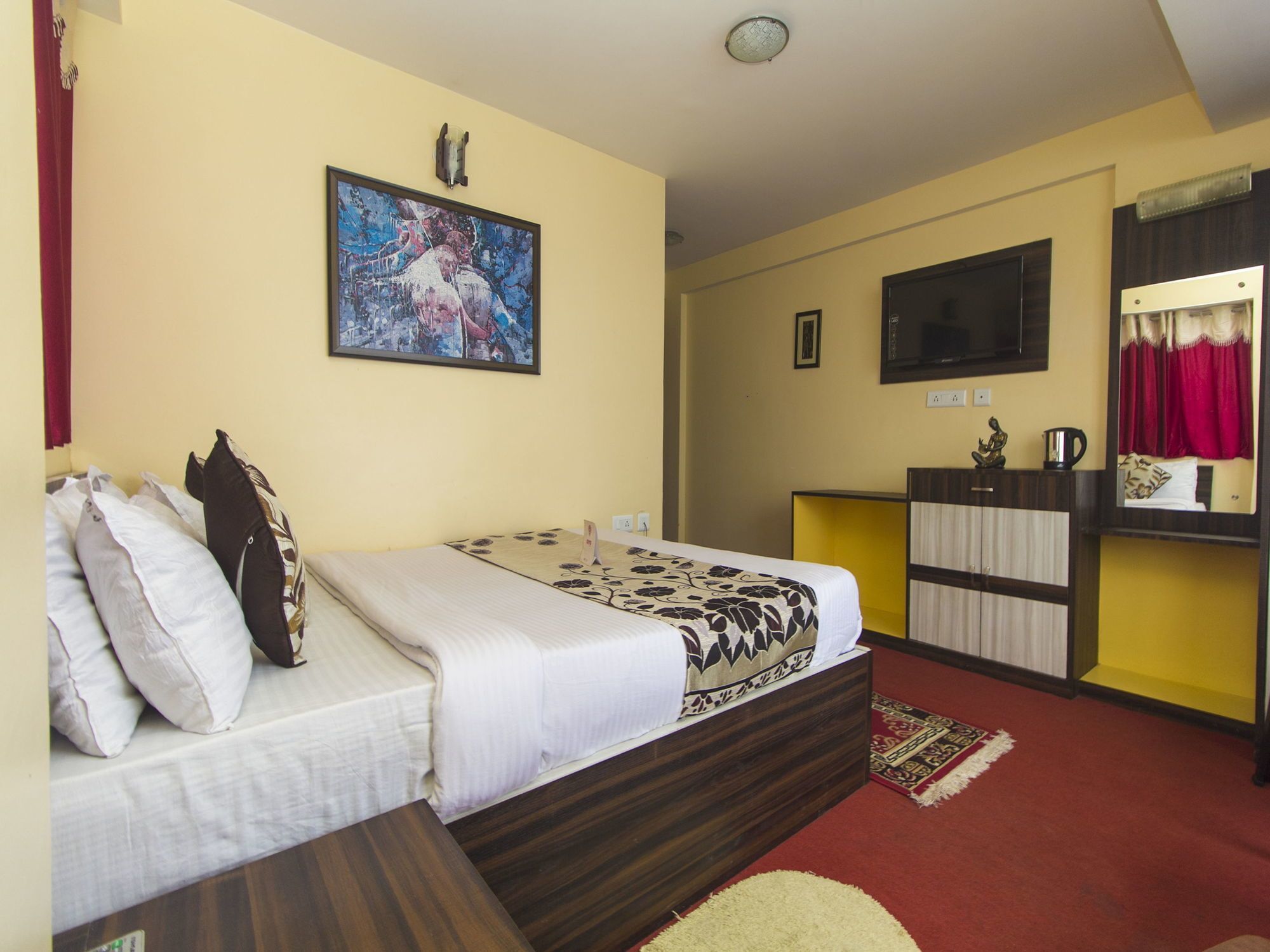 Oyo 4516 Golden Wind Horse Hotel Dardzsiling Kültér fotó
