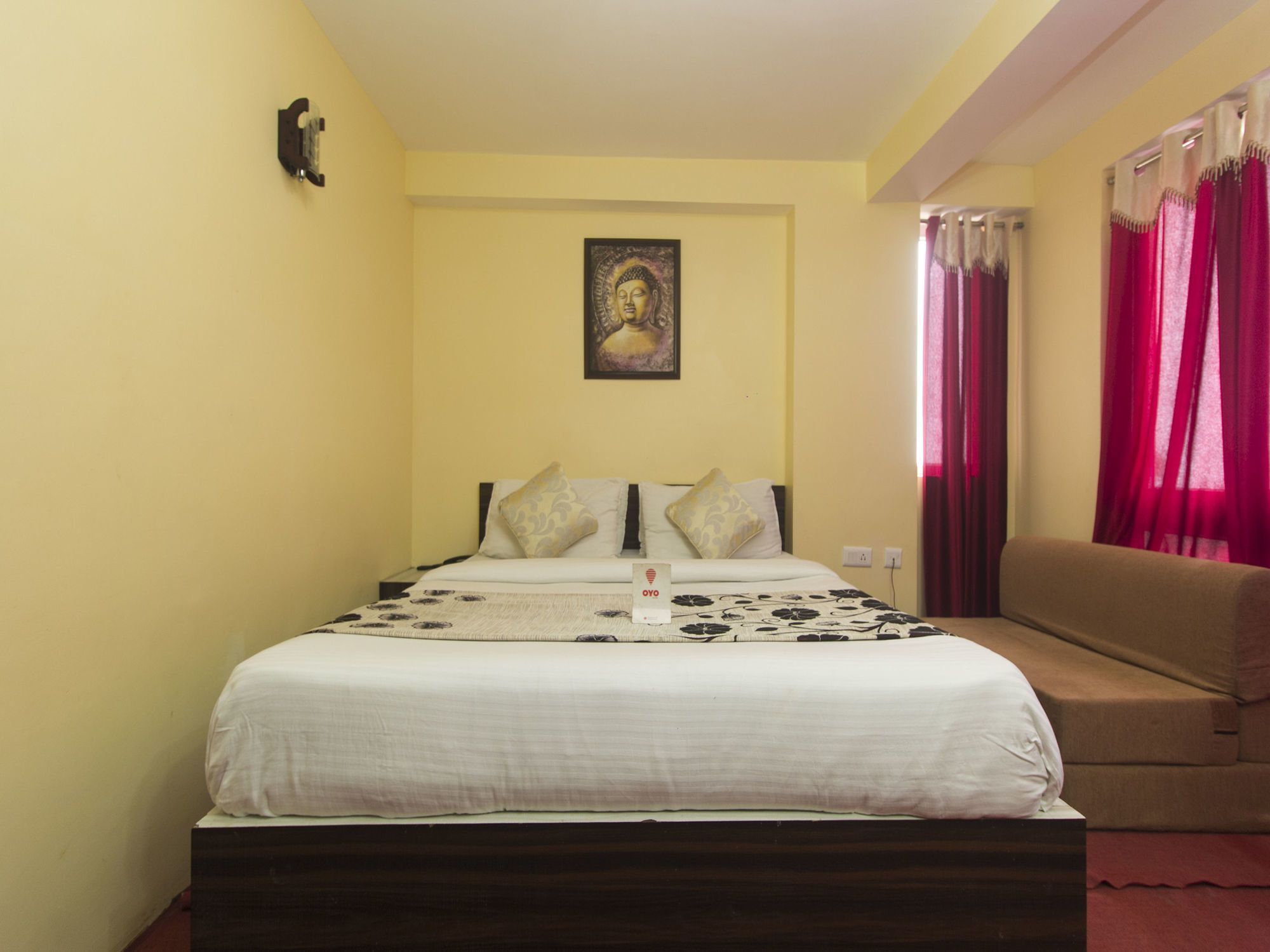 Oyo 4516 Golden Wind Horse Hotel Dardzsiling Kültér fotó